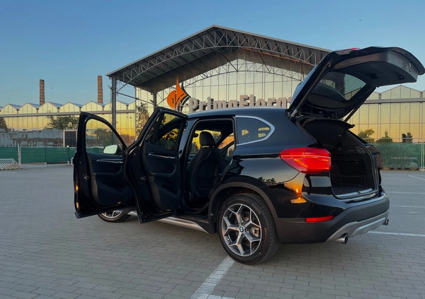 BMW X1 cena 87500 przebieg: 99750, rok produkcji 2016 z Lubycza Królewska małe 326